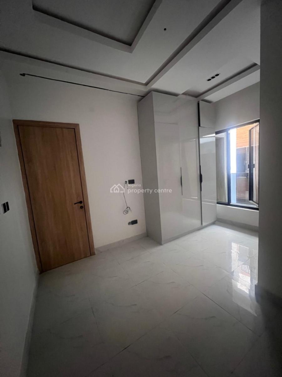 4 Bedroom Terrace Duplex with Bq Available, Lekki Phase 1, Lekki, Lagos, Terraced Duplex for Sale