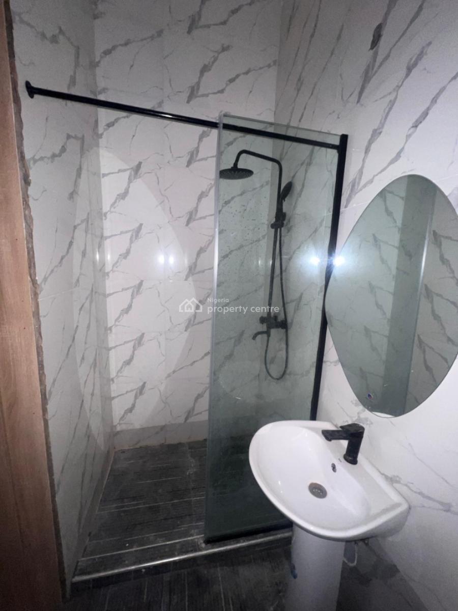 4 Bedroom Terrace Duplex with Bq Available, Lekki Phase 1, Lekki, Lagos, Terraced Duplex for Sale