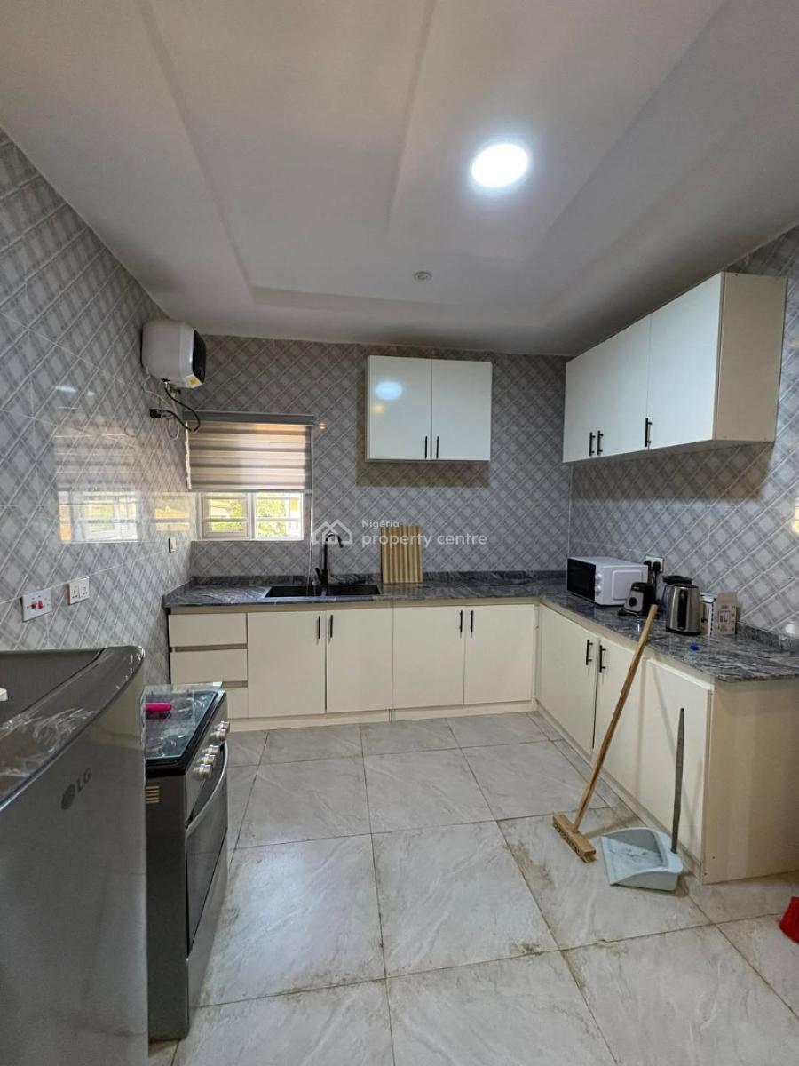 Femicadence 2 Bedroom Aesthetically Pleasing, Sluggers, Old Bodija, Ibadan, Oyo, Flat / Apartment Short Let