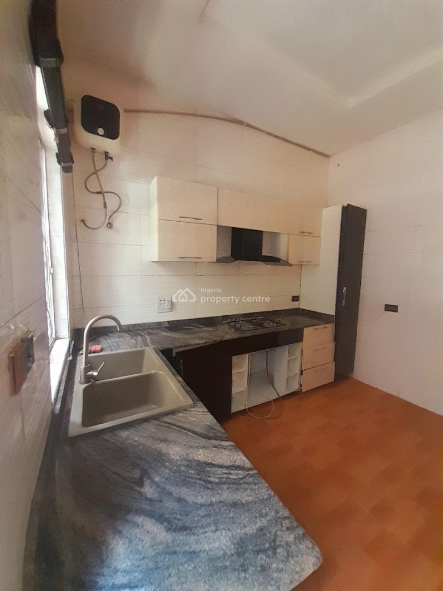 Mini Flat with Shared/private Kitchen Option, Abiola Court 10, Chevron, Lekki, Lagos, Mini Flat (room and Parlour) for Rent