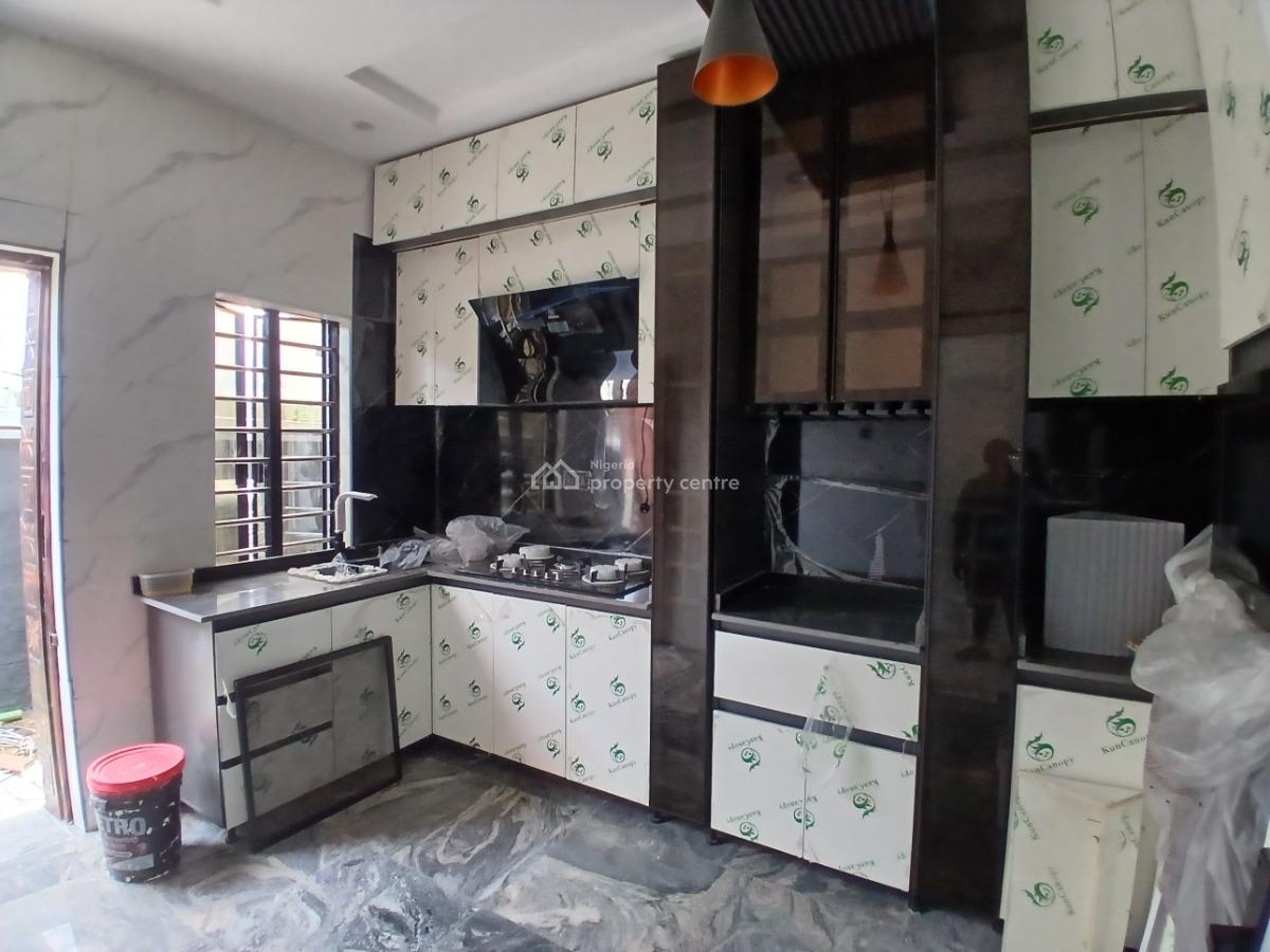 Luxurious 2 Bedroom Apartment with Bq, Igbo Efon, Lekki, Lagos, Flat / Apartment for Sale