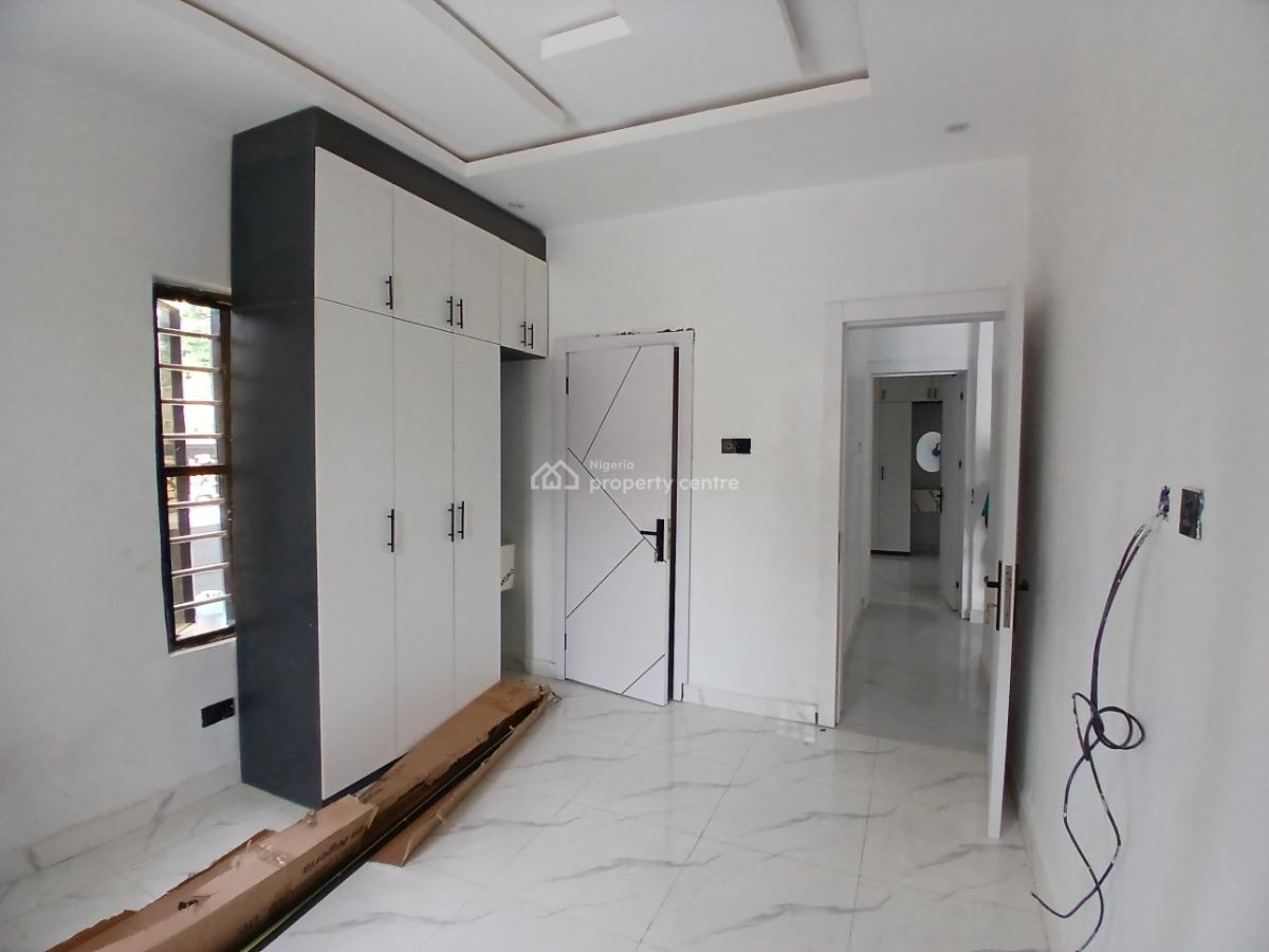 Luxurious 2 Bedroom Apartment with Bq, Igbo Efon, Lekki, Lagos, Flat / Apartment for Sale