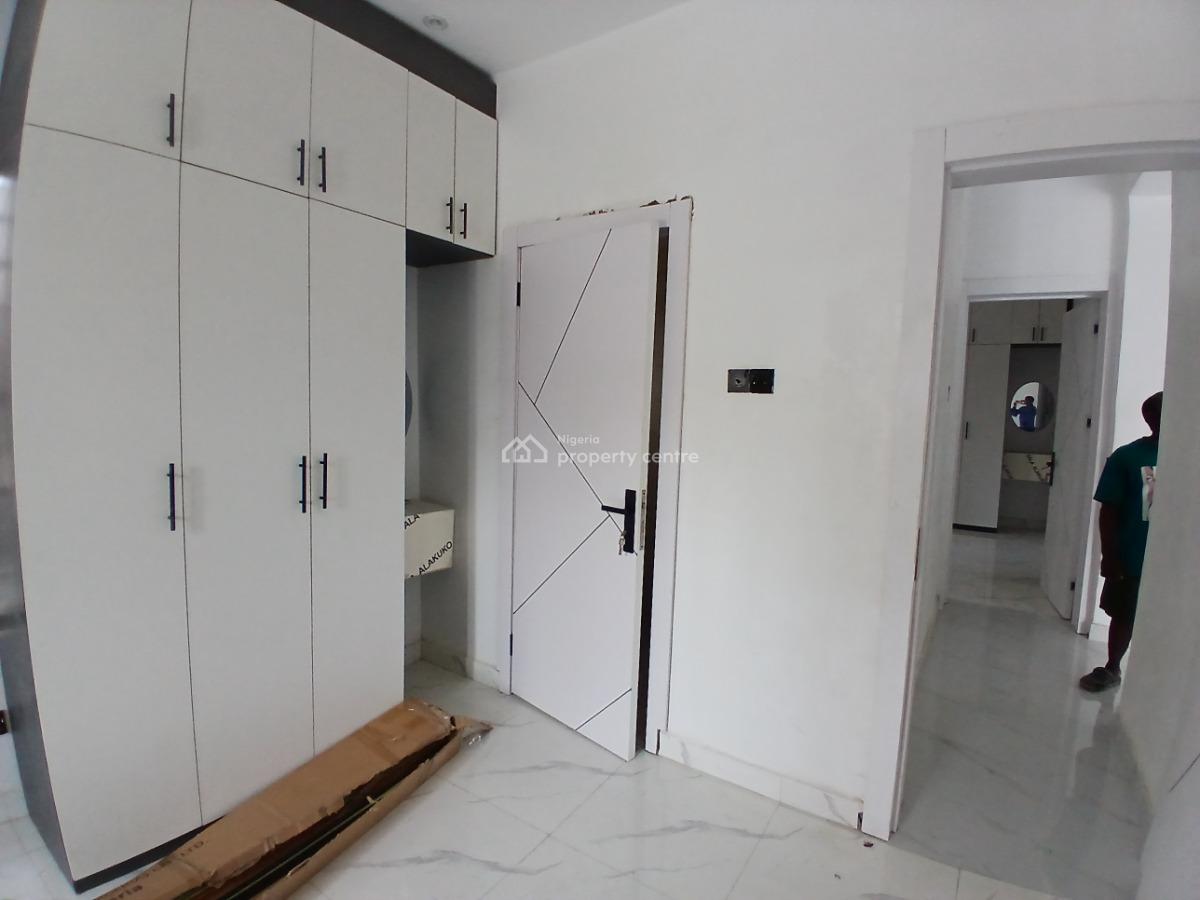 Luxurious 2 Bedroom Apartment with Bq, Igbo Efon, Lekki, Lagos, Flat / Apartment for Sale
