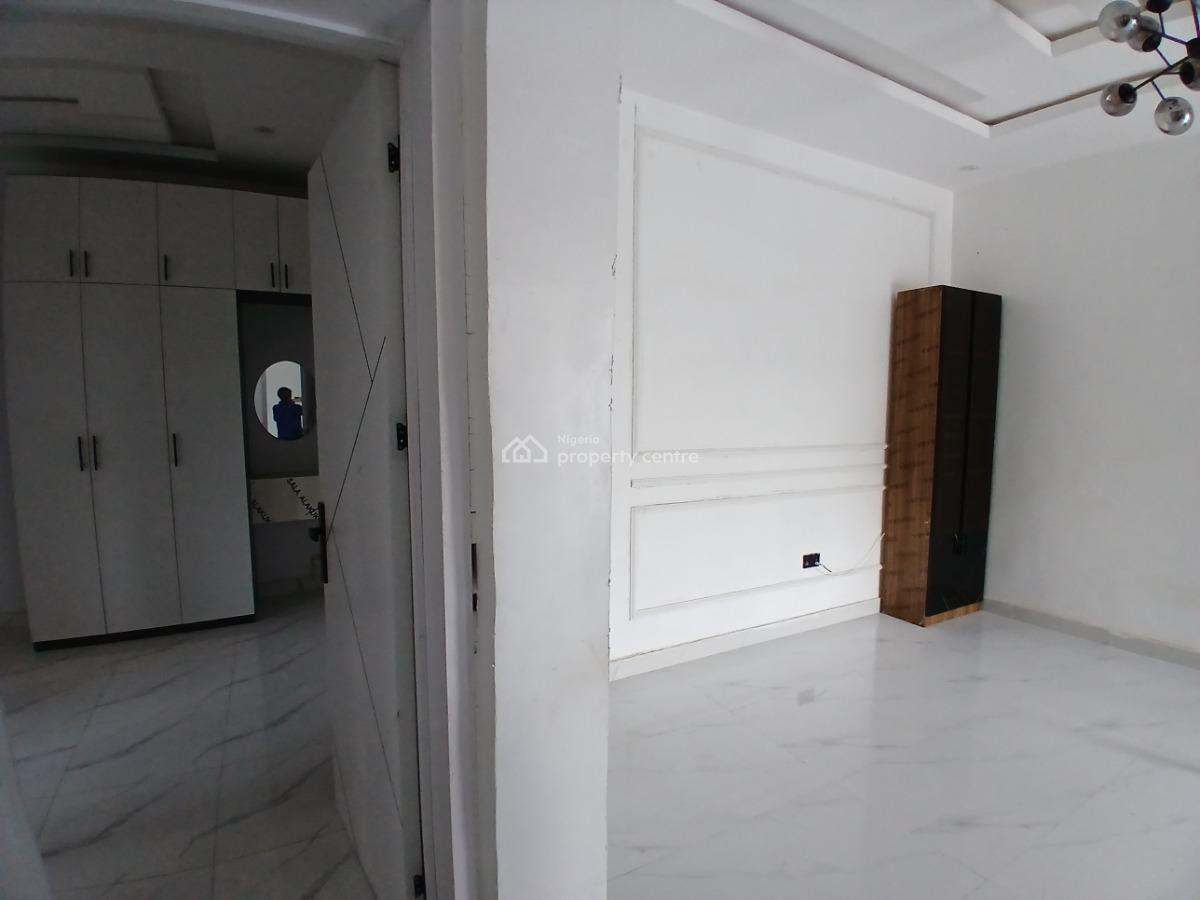 Luxurious 2 Bedroom Apartment with Bq, Igbo Efon, Lekki, Lagos, Flat / Apartment for Sale