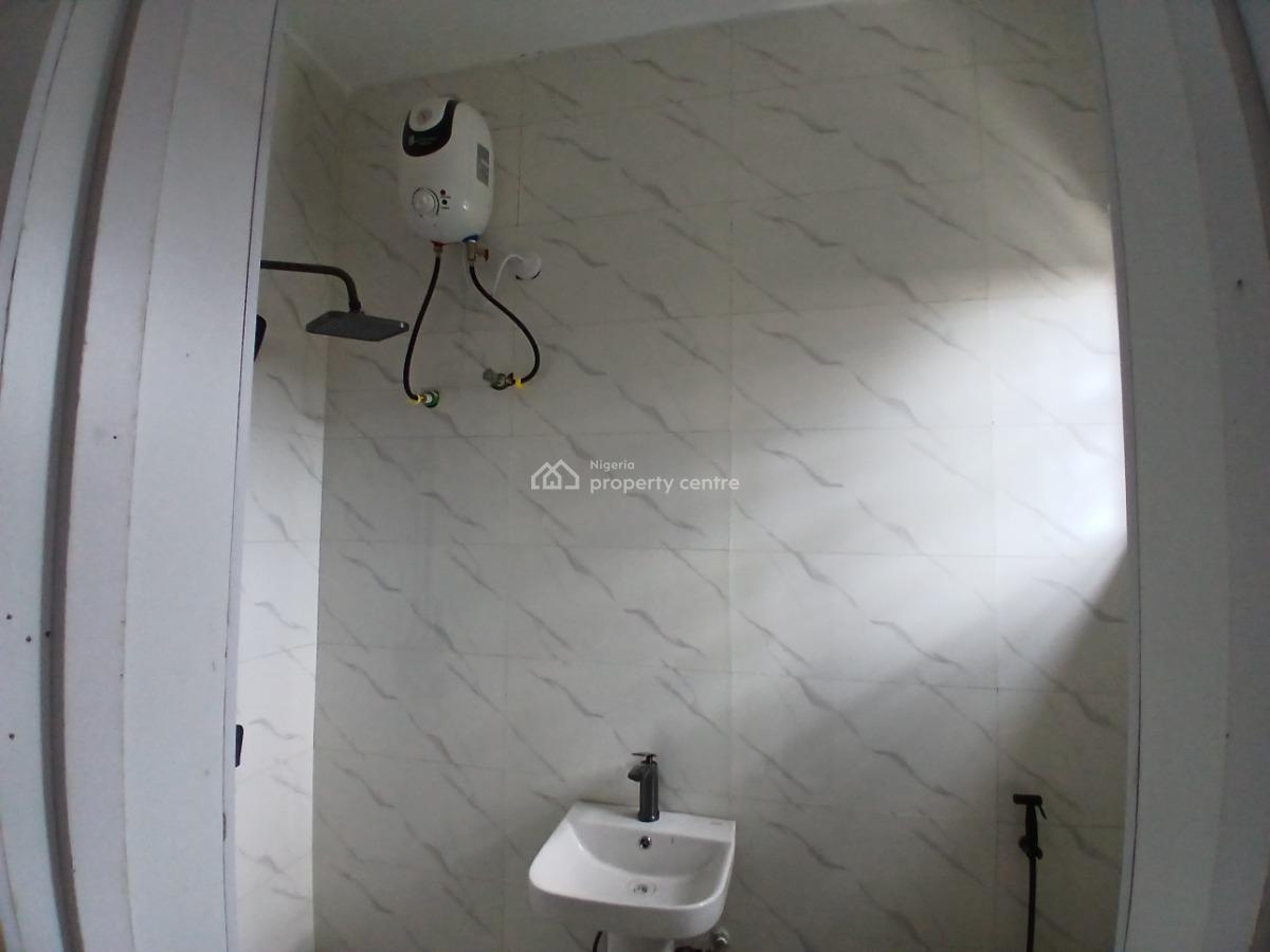 Luxurious 2 Bedroom Apartment with Bq, Igbo Efon, Lekki, Lagos, Flat / Apartment for Sale