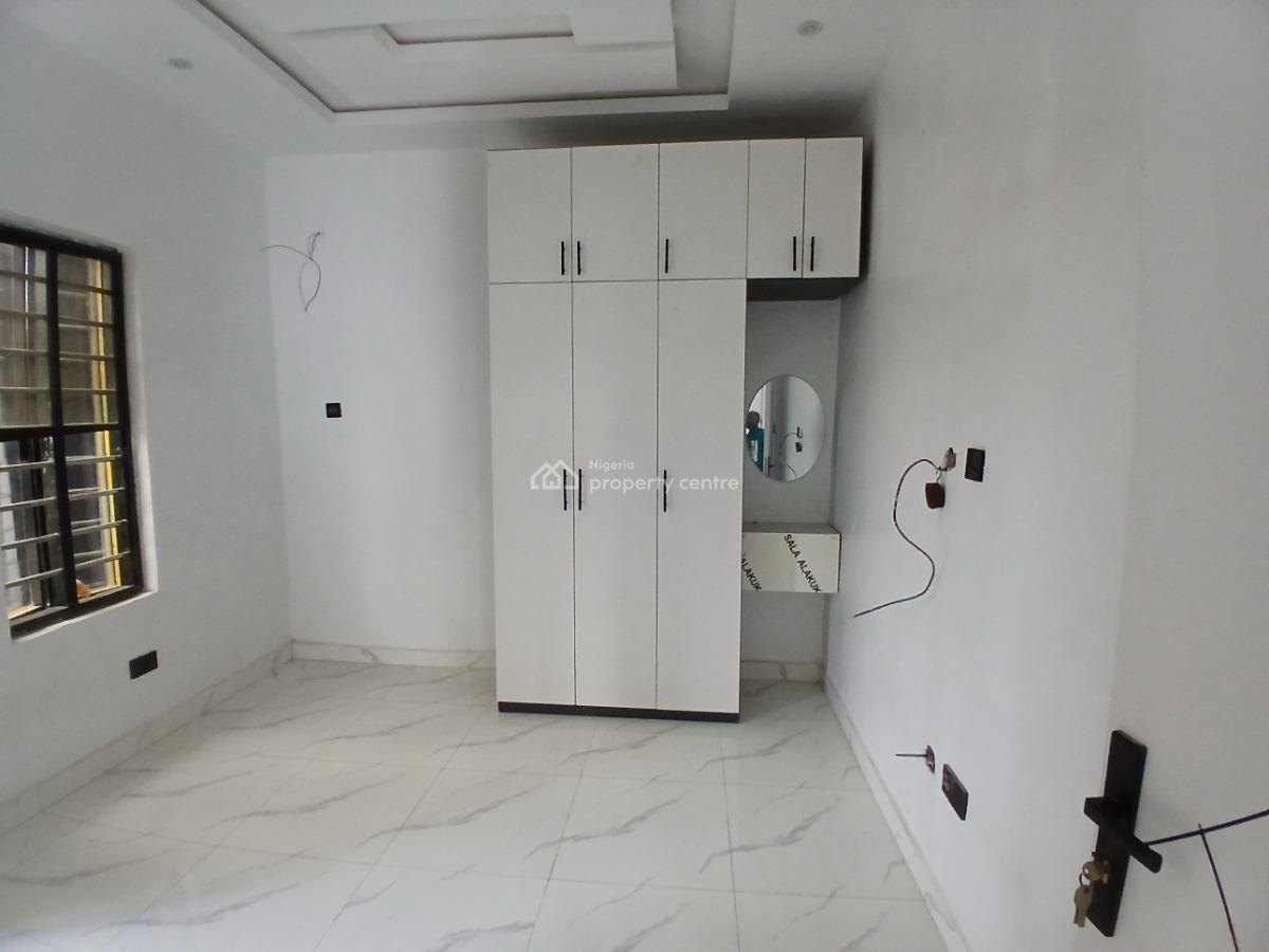 Luxurious 2 Bedroom Apartment with Bq, Igbo Efon, Lekki, Lagos, Flat / Apartment for Sale