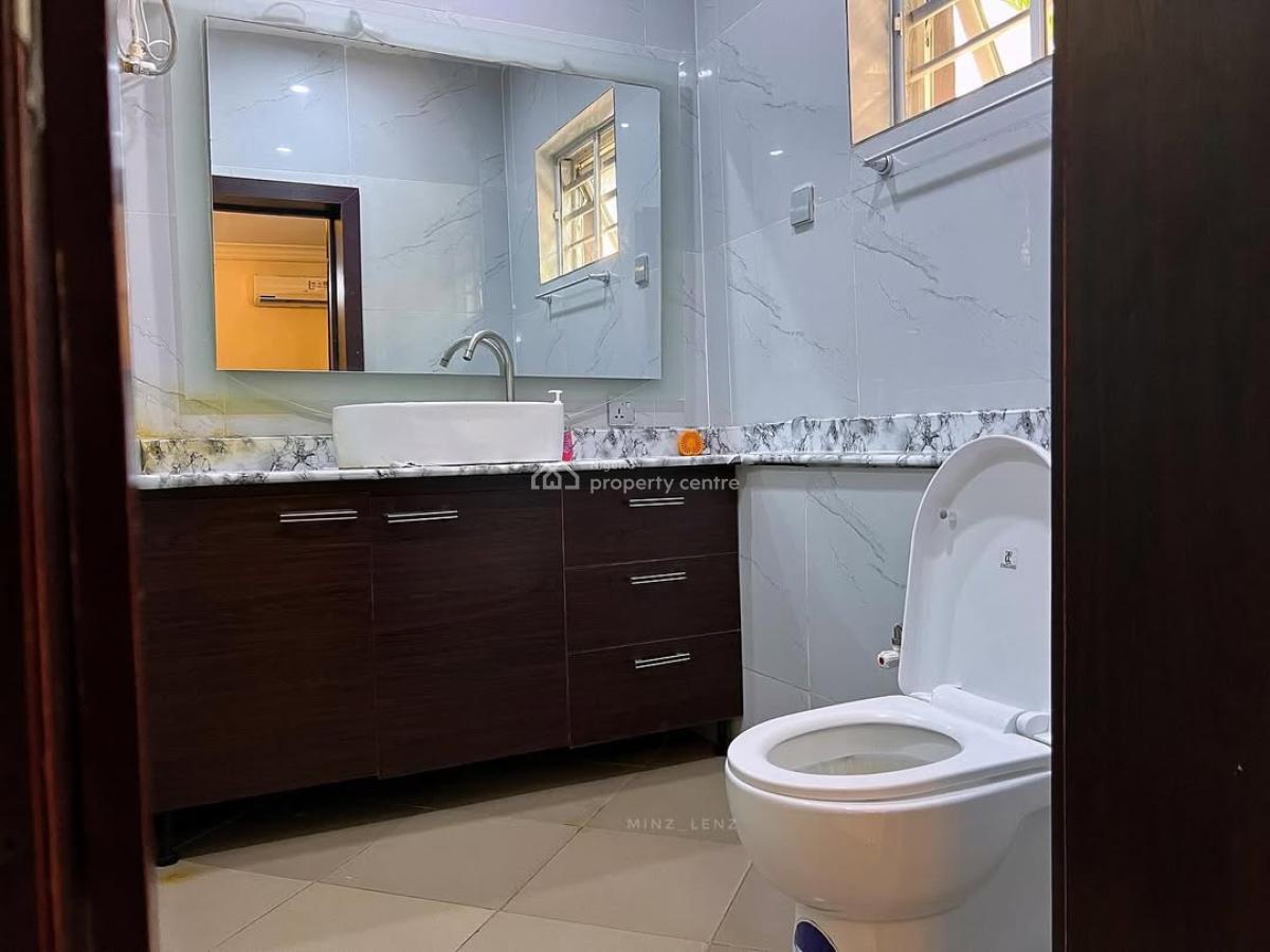 Femicadence 3 Bedroom in Serene Environment, Ring Road, Challenge, Ibadan, Oyo, Flat / Apartment Short Let