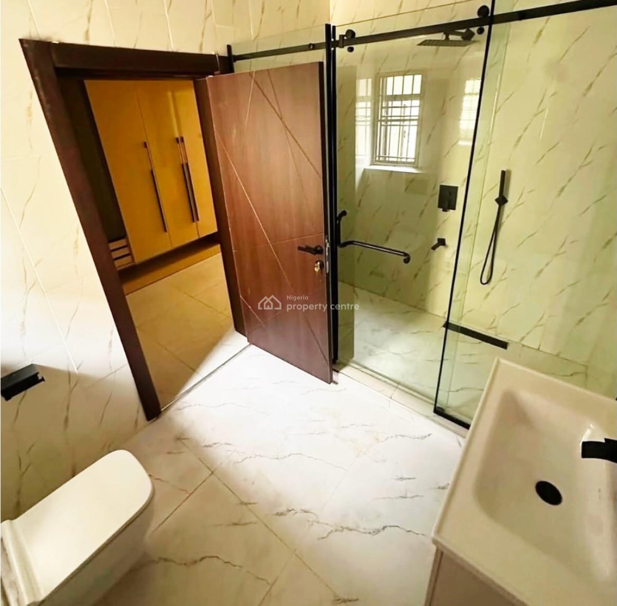 Exquisite 5 Bedroom Detached Duplex with Bq, Gwarinpa, Abuja, Detached Duplex for Sale