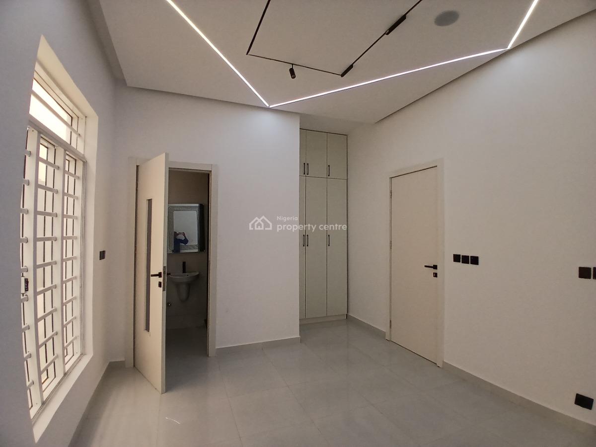 Exquisitely Finished 5 Bedroom Fully Detached Duplex with Bq, Ologolo, Lekki, Lagos, Detached Duplex for Sale