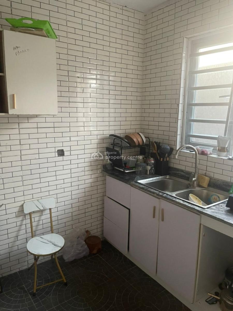 Flatmate Needed in a 2 Bedroom Shared Flat, Okun-ajah, Ajah, Lagos, Flat / Apartment for Rent