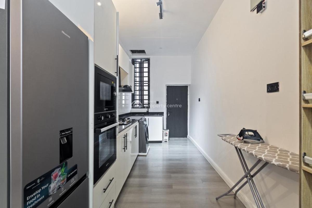 Luxury 2 Bedroom Apartment, Ologolo, Lekki, Lagos, Flat / Apartment Short Let