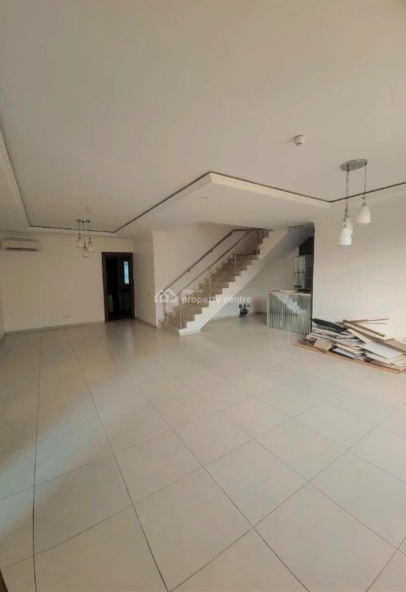 Spacious 4 Bedroom Terrace Duplex Available in Banana Island, Banana Island, Ikoyi, Lagos, Terraced Duplex for Rent