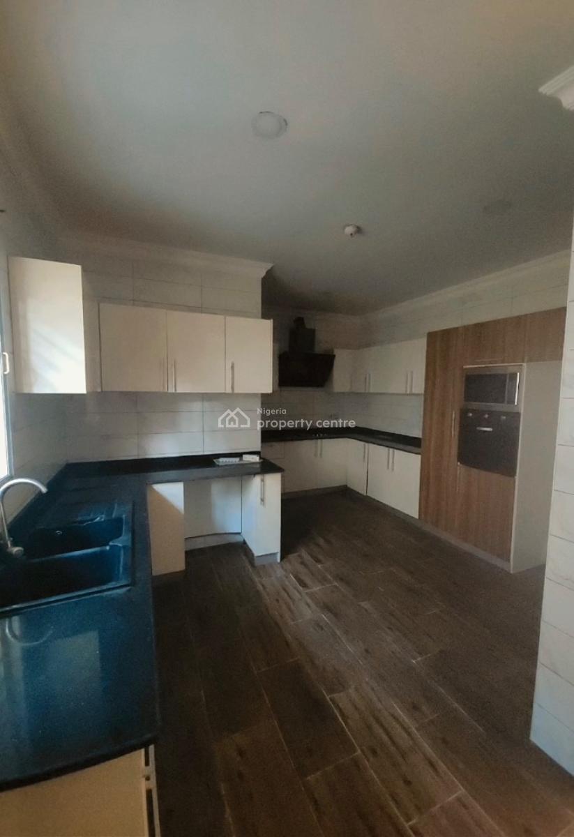 Spacious 4 Bedroom Terrace Duplex Available in Banana Island, Banana Island, Ikoyi, Lagos, Terraced Duplex for Rent