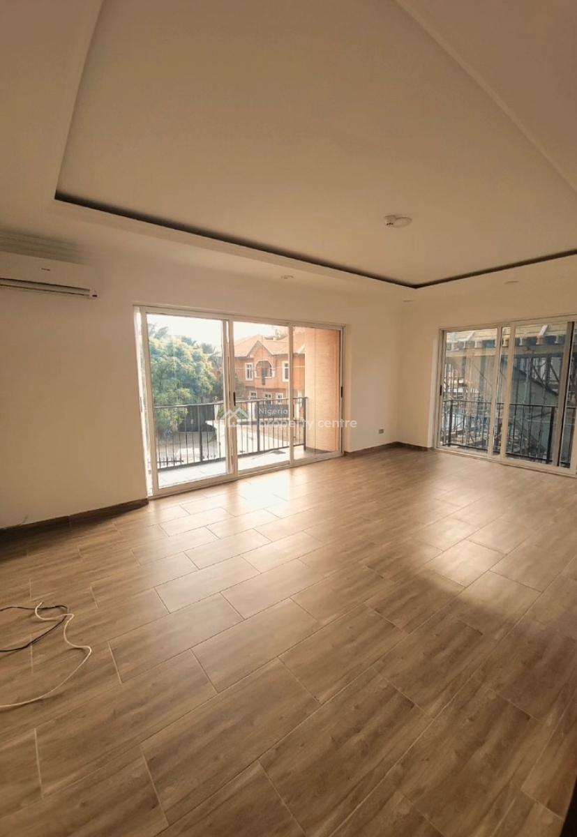 Spacious 4 Bedroom Terrace Duplex Available in Banana Island, Banana Island, Ikoyi, Lagos, Terraced Duplex for Rent