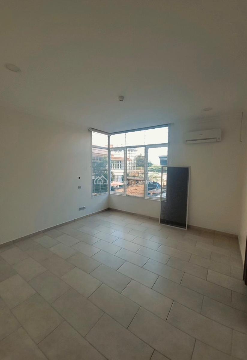 Spacious 4 Bedroom Terrace Duplex Available in Banana Island, Banana Island, Ikoyi, Lagos, Terraced Duplex for Rent