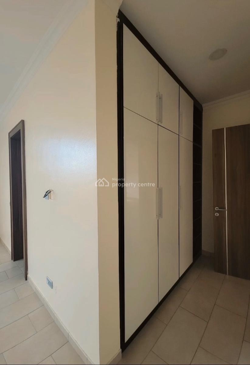 Spacious 4 Bedroom Terrace Duplex Available in Banana Island, Banana Island, Ikoyi, Lagos, Terraced Duplex for Rent