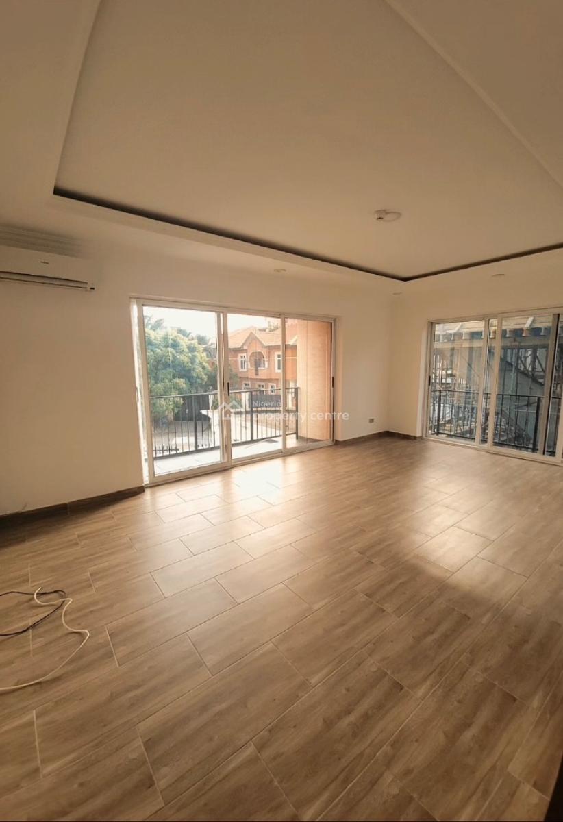 Spacious 4 Bedroom Terrace Duplex Available in Banana Island, Banana Island, Ikoyi, Lagos, Terraced Duplex for Rent