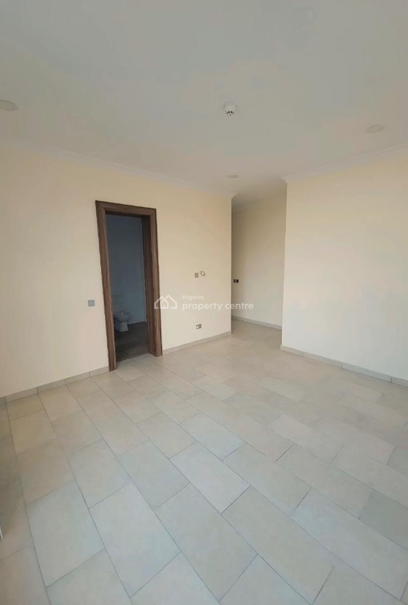 Spacious 4 Bedroom Terrace Duplex Available in Banana Island, Banana Island, Ikoyi, Lagos, Terraced Duplex for Rent