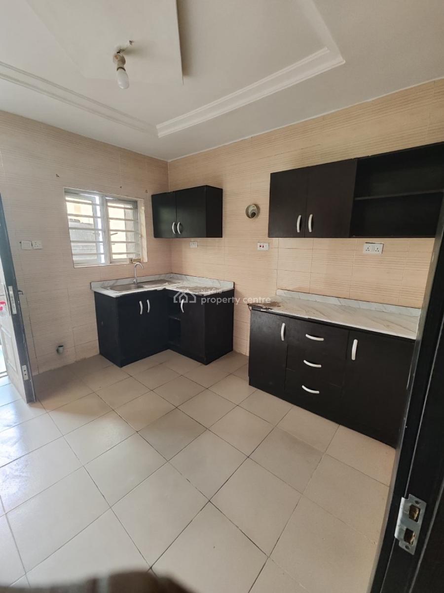 3 Bedroom Apartment Available, Olokonla, Ajah, Lagos, Flat / Apartment for Rent