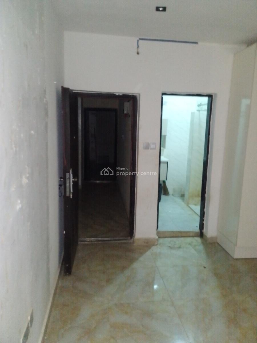 2 Bedroom Flat, Gated Estate Thomas Estate Ajah Lagos State, Ajiwe, Ajah, Lagos, Flat / Apartment for Rent
