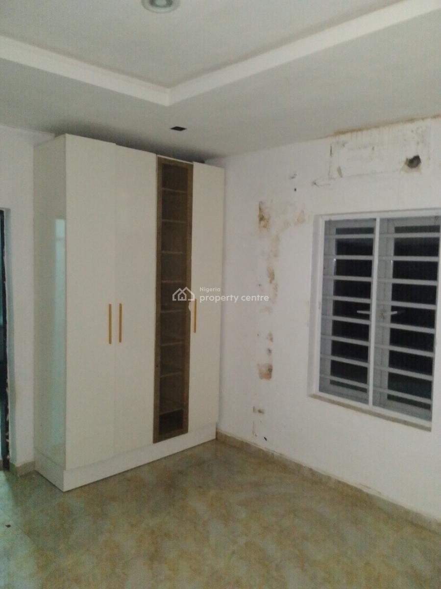 2 Bedroom Flat, Gated Estate Thomas Estate Ajah Lagos State, Ajiwe, Ajah, Lagos, Flat / Apartment for Rent