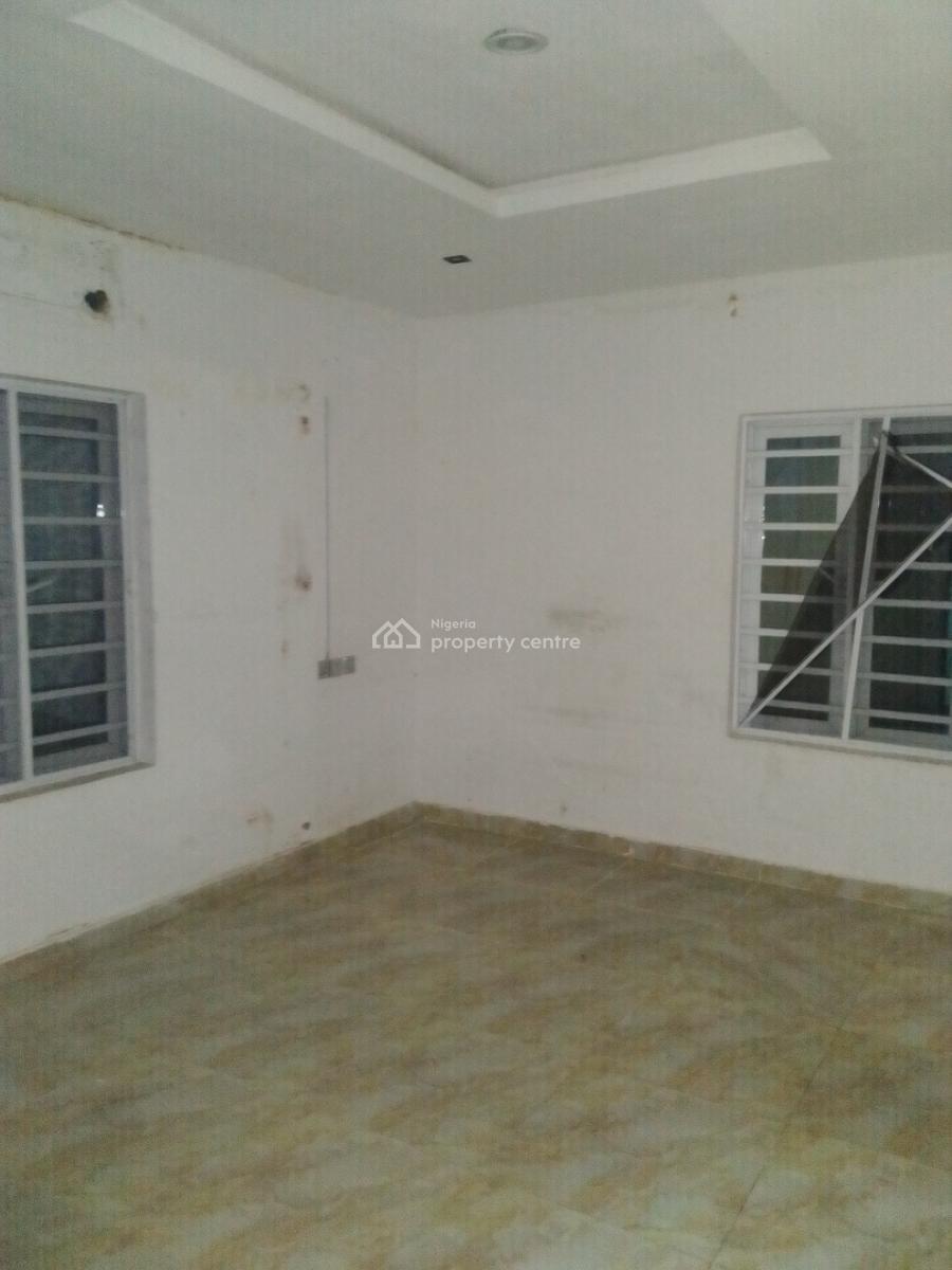 2 Bedroom Flat, Gated Estate Thomas Estate Ajah Lagos State, Ajiwe, Ajah, Lagos, Flat / Apartment for Rent