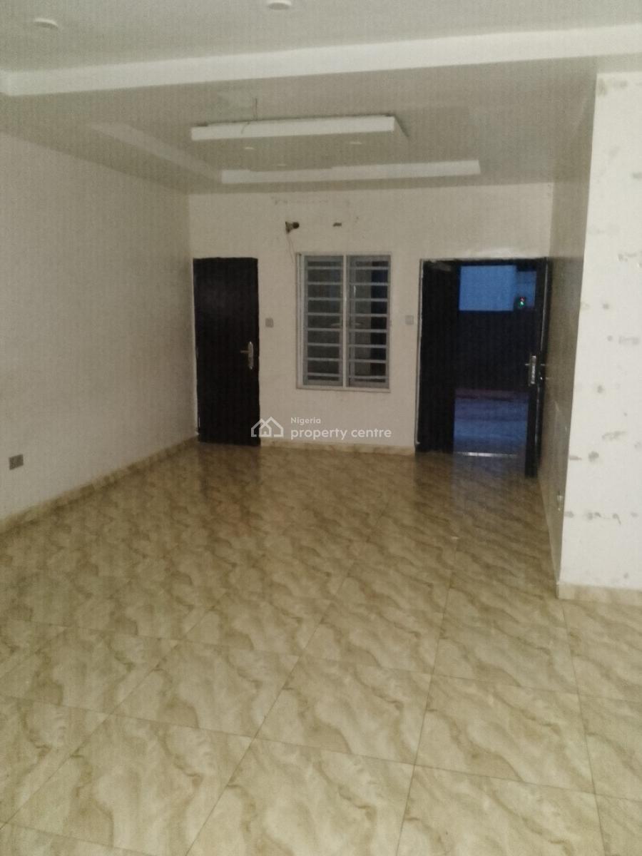 2 Bedroom Flat, Gated Estate Thomas Estate Ajah Lagos State, Ajiwe, Ajah, Lagos, Flat / Apartment for Rent