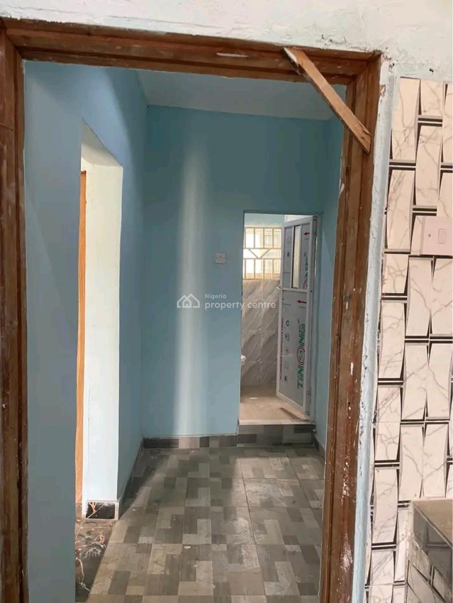 Lovely 2 Bedroom, Parkview Estate Ginti, Ikorodu, Lagos, Flat / Apartment for Rent