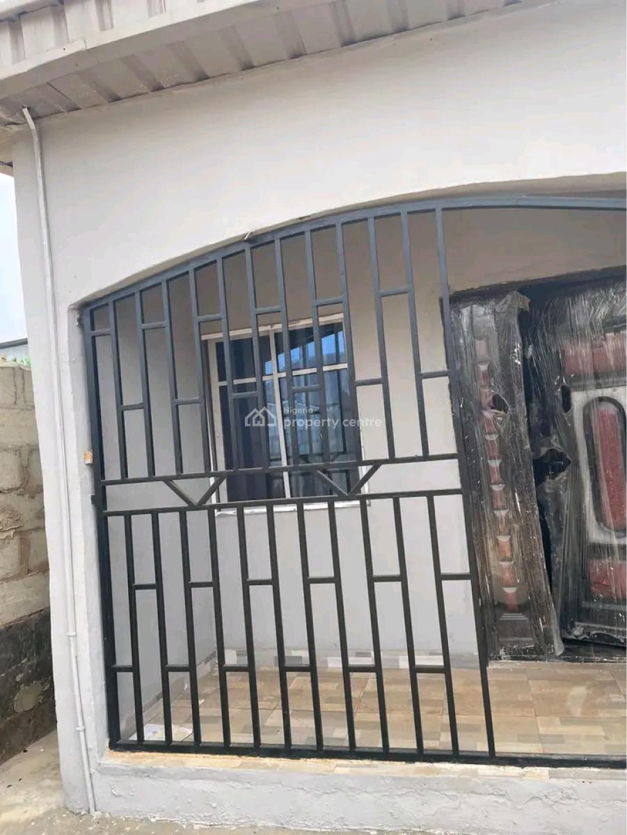 Lovely 2 Bedroom, Parkview Estate Ginti, Ikorodu, Lagos, Flat / Apartment for Rent