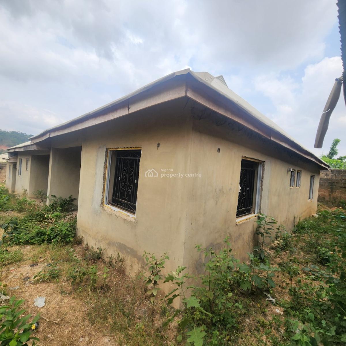 Standard 3 Units of 2 Bedroom Flat and 3 Units of Room/parlor Self-contain, Soka, Ibadan, Oyo, Block of Flats for Sale