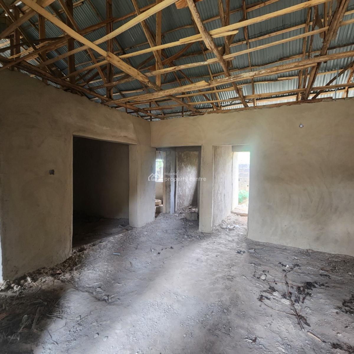 Standard 3 Units of 2 Bedroom Flat and 3 Units of Room/parlor Self-contain, Soka, Ibadan, Oyo, Block of Flats for Sale