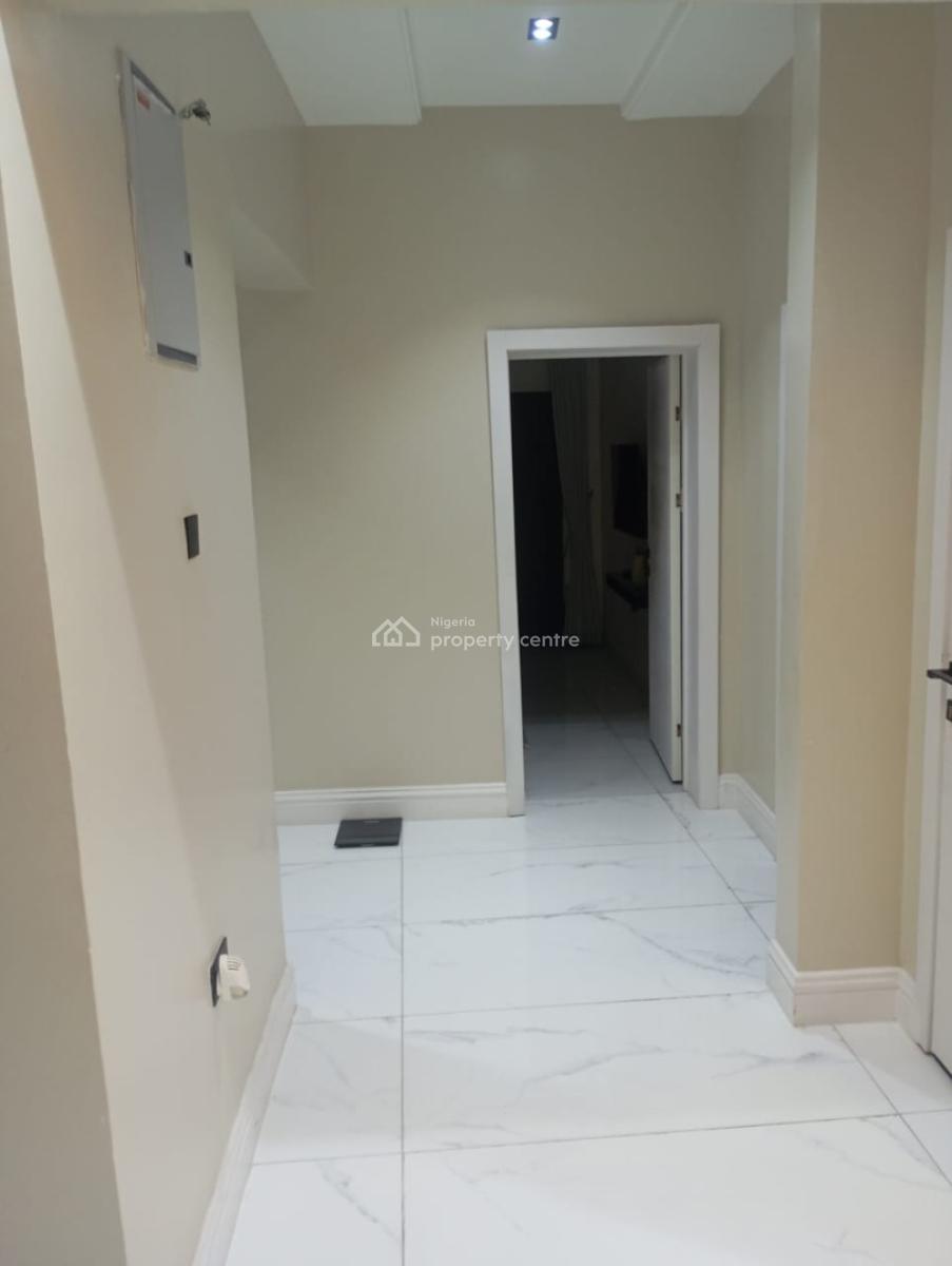 Large and Spacious 2 Bedrooms with an Ocean View Balcony, Nike Art Gallery, Ikate, Lekki, Lagos, Flat / Apartment for Rent