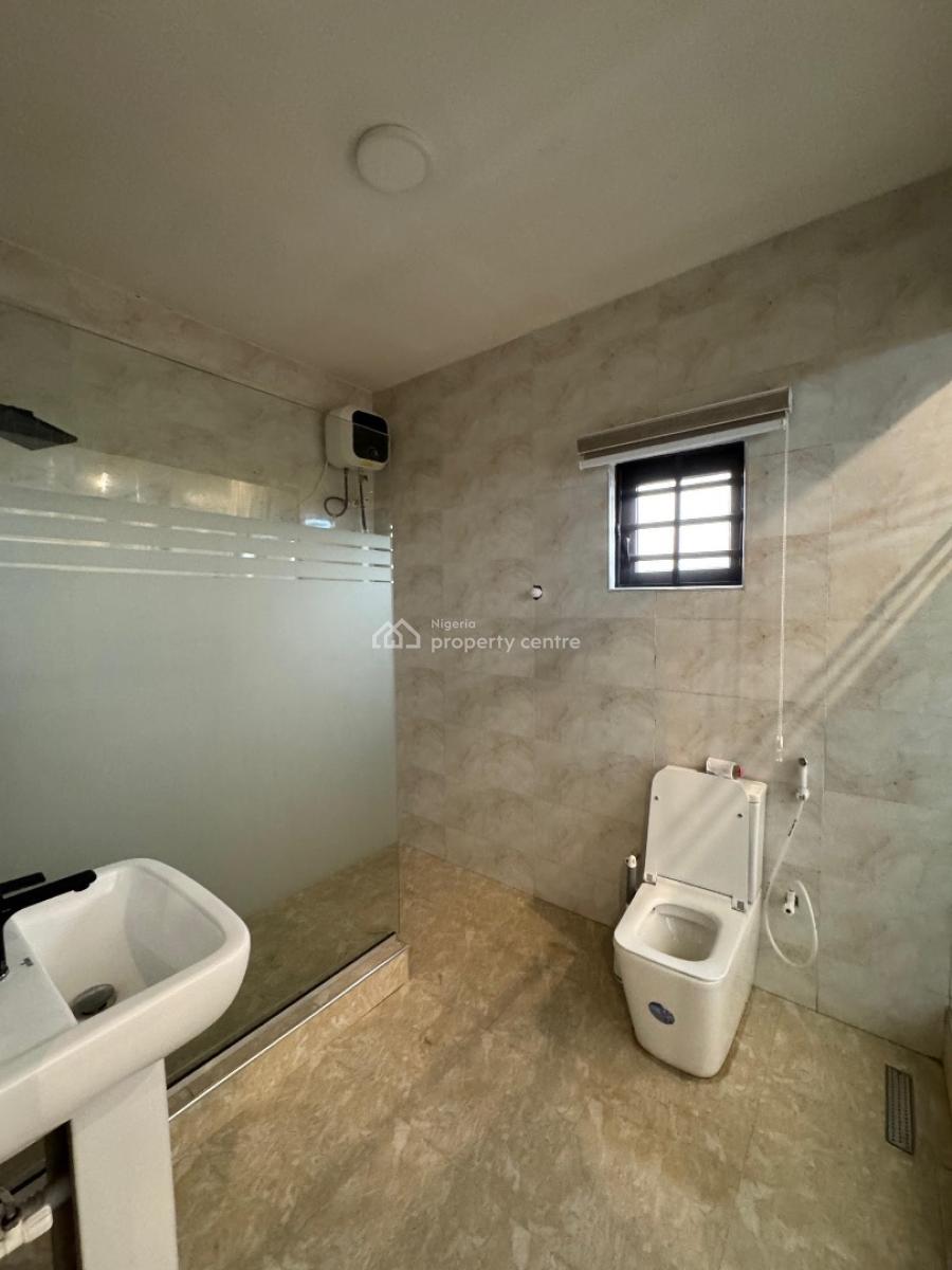 an Exquisitely Built 3 Bedroom Fully Detached Duplex, Shitta Roundabout Park, The Cabin, Ejanla, Surulere, Lagos, Detached Duplex for Sale