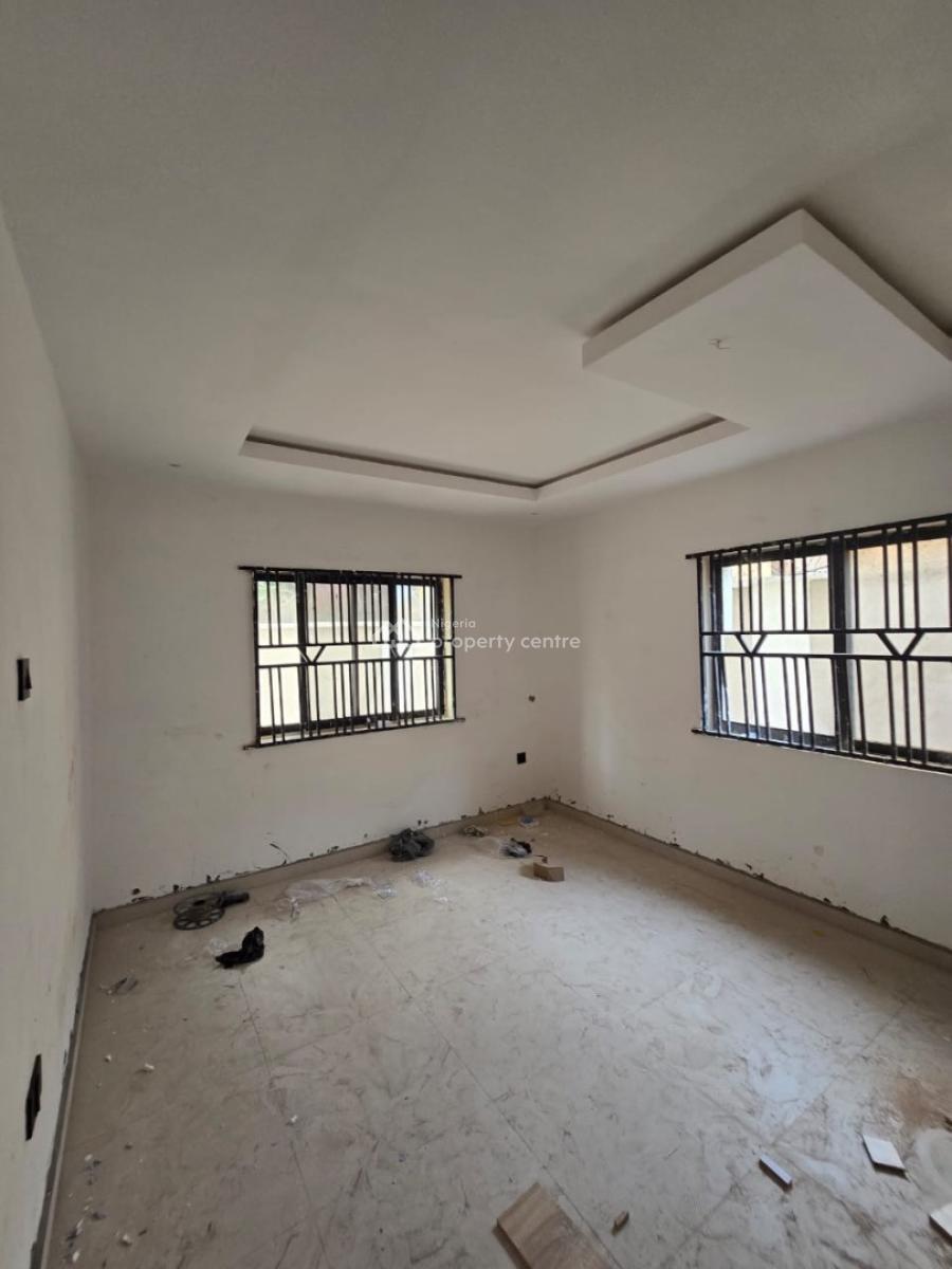 Spacious 3-bedroom Flat at Omole Phase 2 for., Omole Phase 2, Ikeja, Lagos, Flat / Apartment for Rent