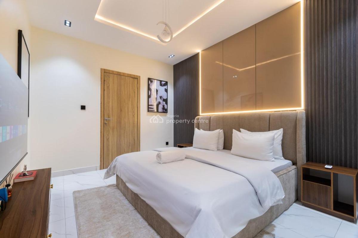 Luxury 2bedroom Apartment with Housekeeping and Swimming Pool, Ps5 Console,2 Balconies,24hrs Power Supply, Ilasan, Lekki, Lagos, Flat / Apartment Short Let