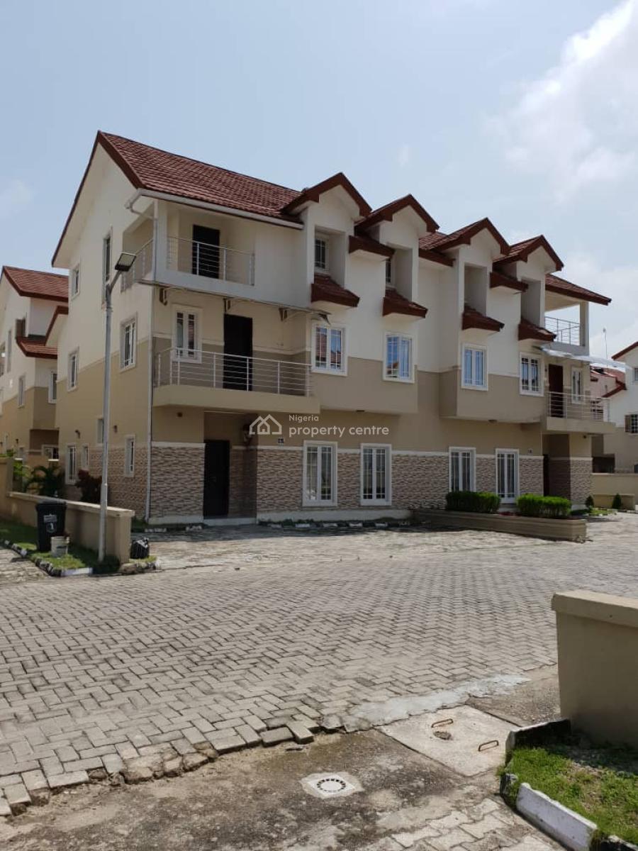 Exquisite Three Bedroom Terrace with Bq, Cooplag Gardens Estate, Lafiaji, Lekki, Lagos, Terraced Duplex for Rent