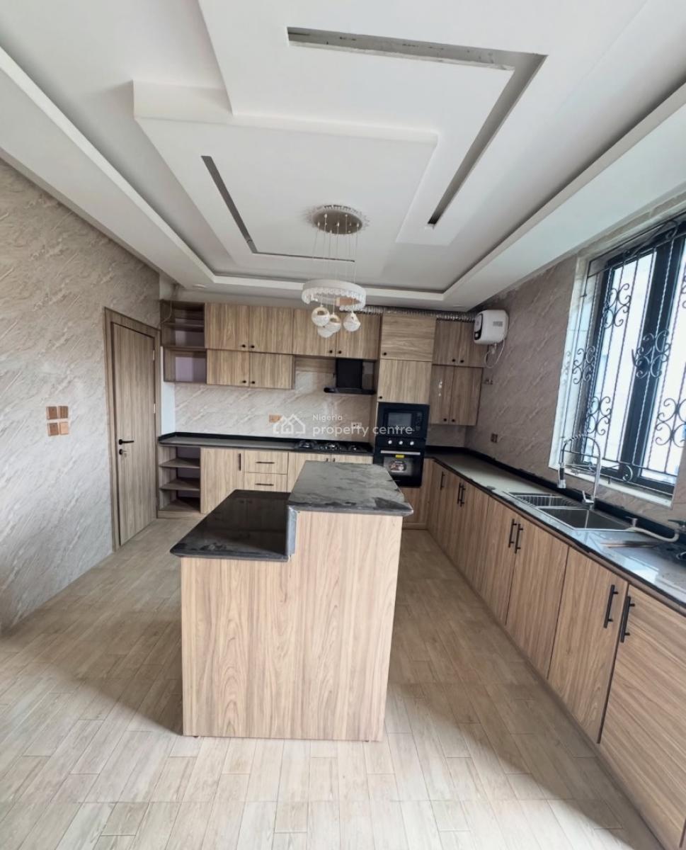 Well Finished 3 Bedroom Apartment Plus a Bq and  Acs, Jahi, Abuja, Flat / Apartment for Rent