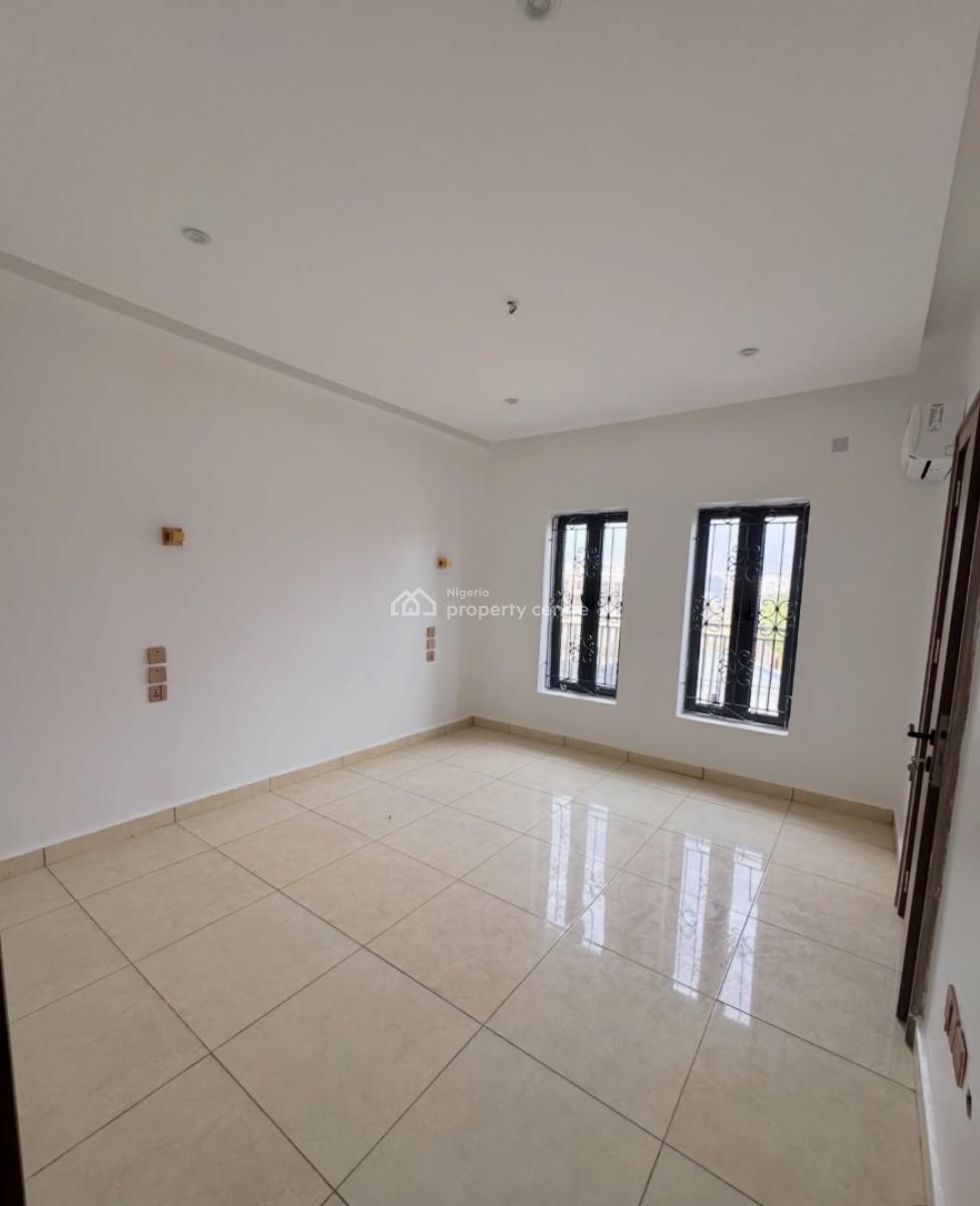 Well Finished 3 Bedroom Apartment Plus a Bq and  Acs, Jahi, Abuja, Flat / Apartment for Rent