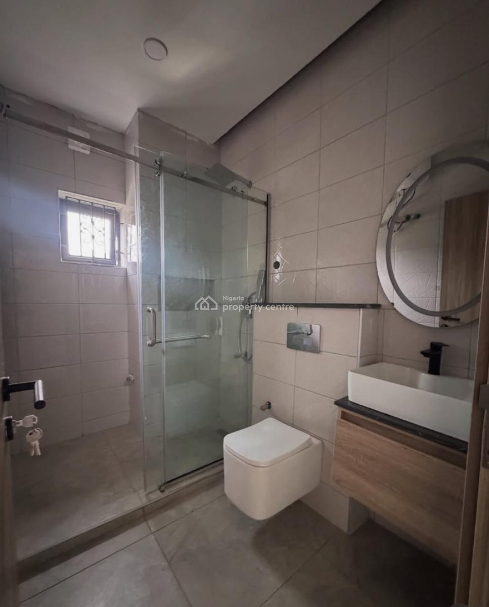 Well Finished 3 Bedroom Apartment Plus a Bq and  Acs, Jahi, Abuja, Flat / Apartment for Rent