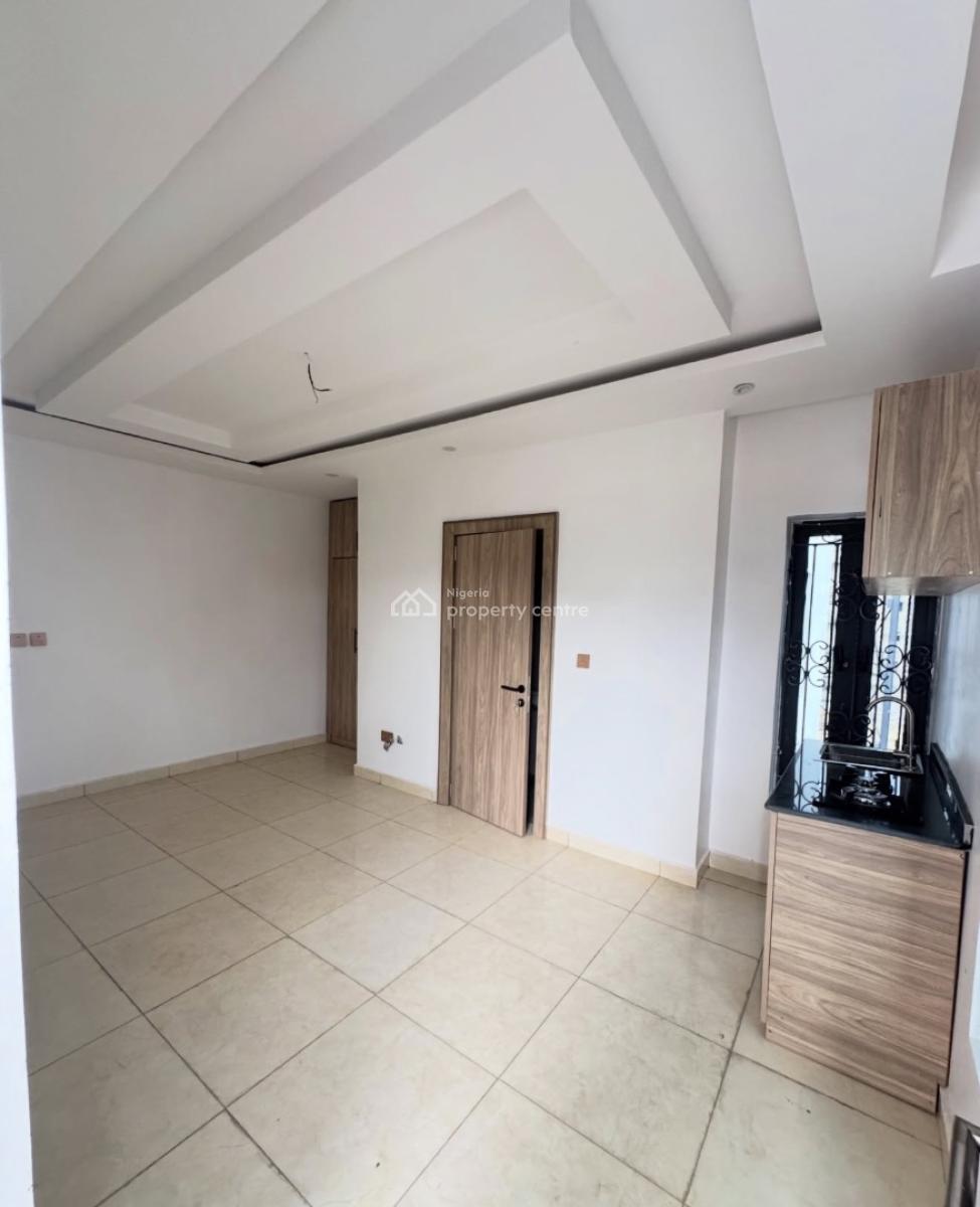 Well Finished 3 Bedroom Apartment Plus a Bq and  Acs, Jahi, Abuja, Flat / Apartment for Rent