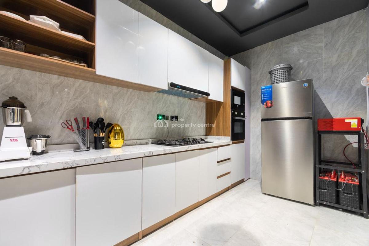 Luxury 2 Bedroom Apartment with Housekeeping and En-suite Rooms, Ikate, Lekki, Lagos, Flat / Apartment Short Let