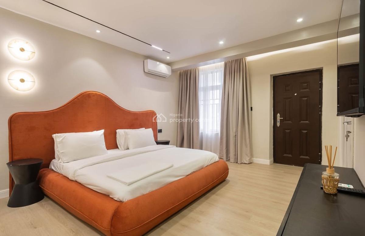 2 Bedroom Apartment, Lekki Phase 1, Lekki, Lagos, Flat / Apartment Short Let