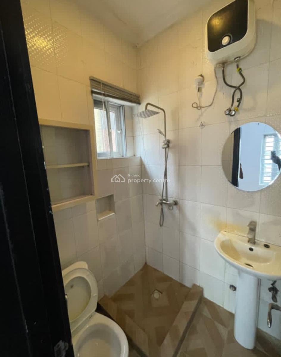 Large Luxury Miniflat Upstairs, Off New Road, Igbo Efon, Lekki, Lagos, Mini Flat (room and Parlour) for Rent