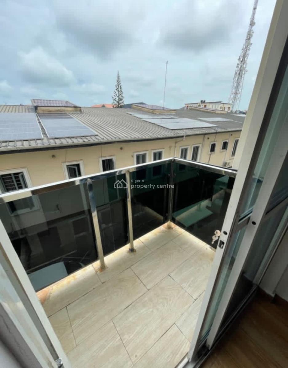 Large Luxury Miniflat Upstairs, Off New Road, Igbo Efon, Lekki, Lagos, Mini Flat (room and Parlour) for Rent