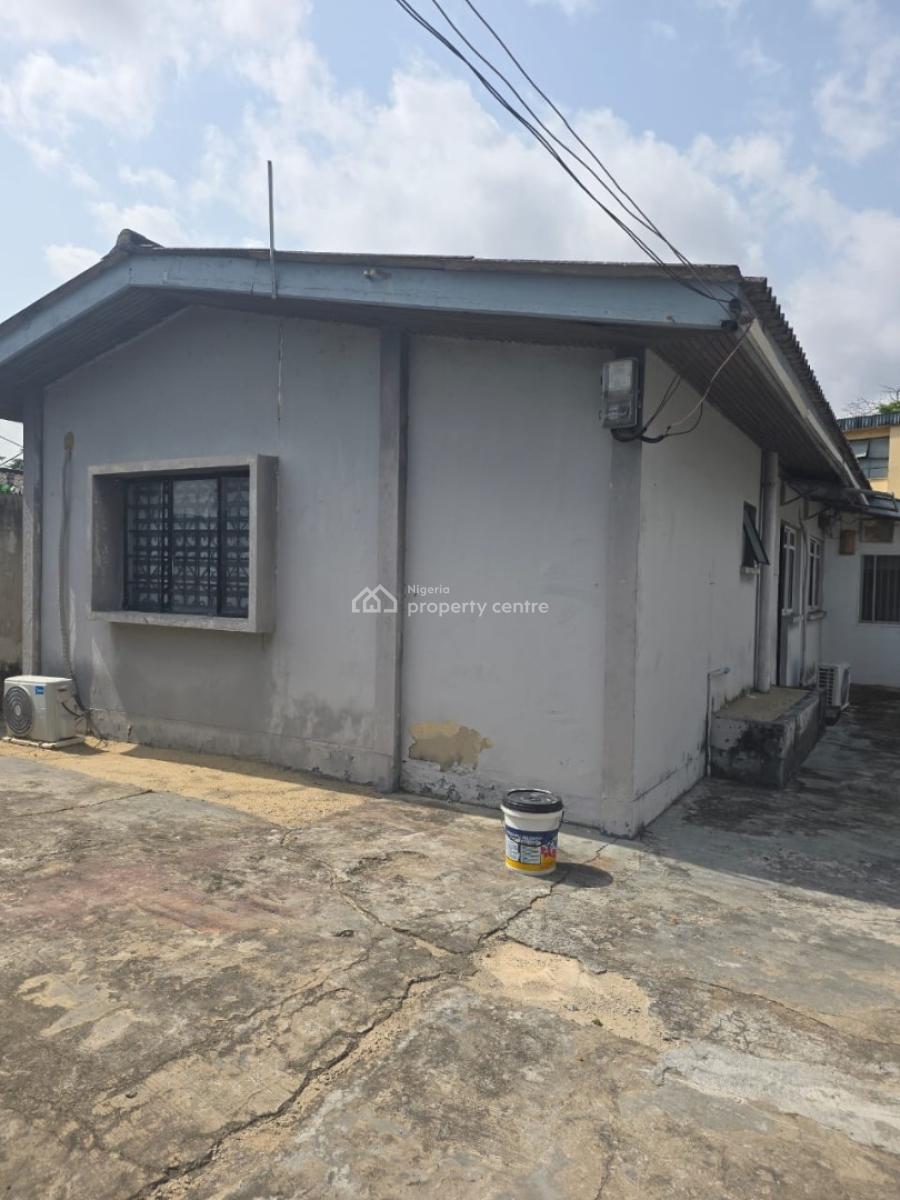 Bungalow, Adeniran Ogunsanya/ Surulere/lagos, Adeniran Ogunsanya, Surulere, Lagos, Flat / Apartment for Sale