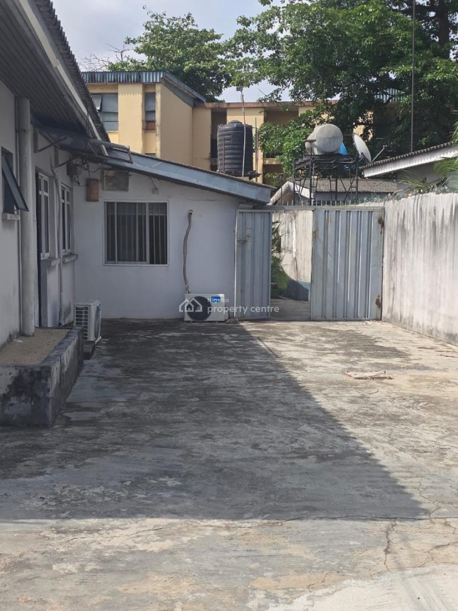 Bungalow, Adeniran Ogunsanya/ Surulere/lagos, Adeniran Ogunsanya, Surulere, Lagos, Flat / Apartment for Sale