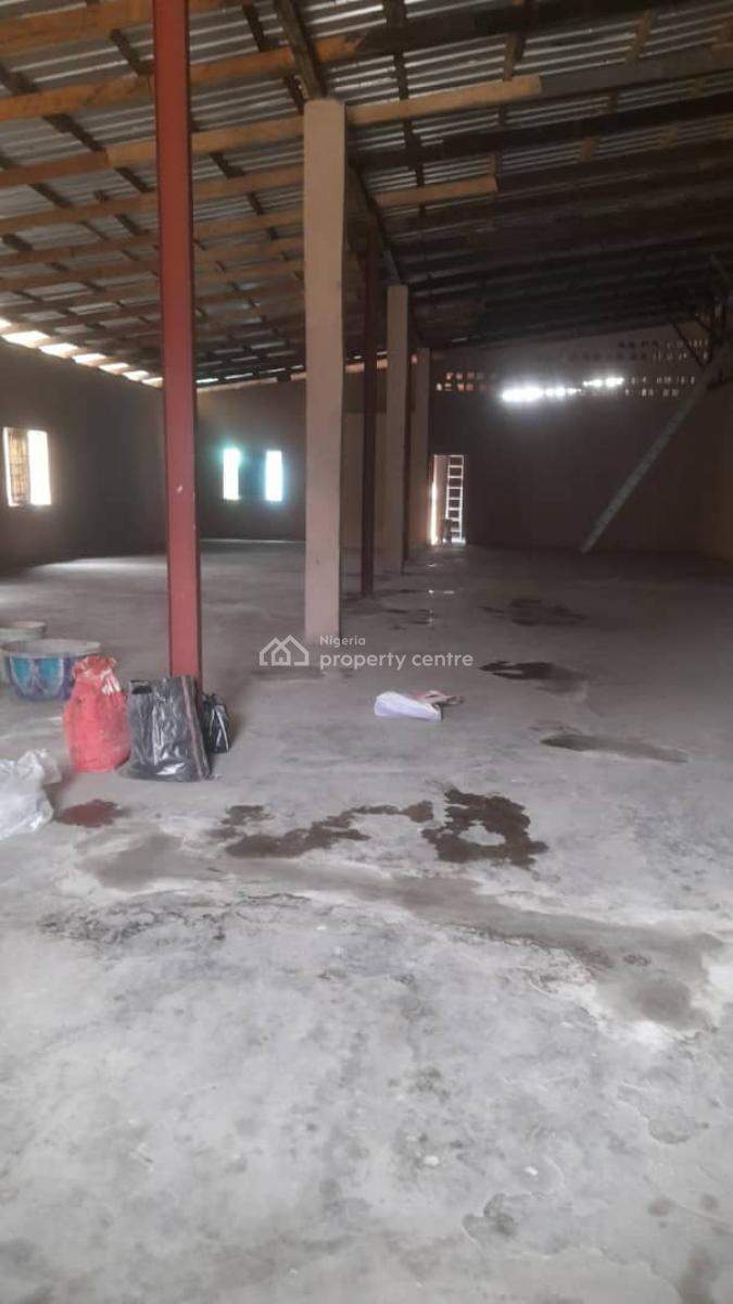 400sqmt Warehouse Space, Off Adeniyi Jones / Oba Akran Avenue, Ikeja, Lagos, Warehouse for Rent