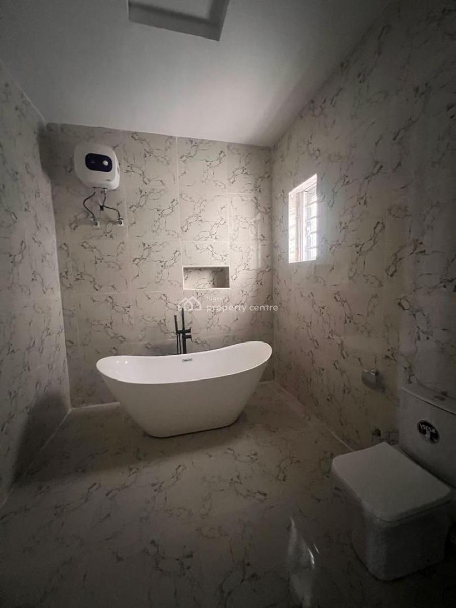 Stunning 4 Bedroom Detached Duplex with Bq, Communal Pool & Gym, with Communal Swimming Pool, Gym and Spacious Compound in Lekky County, Lekki, Lagos, Detached Duplex for Sale