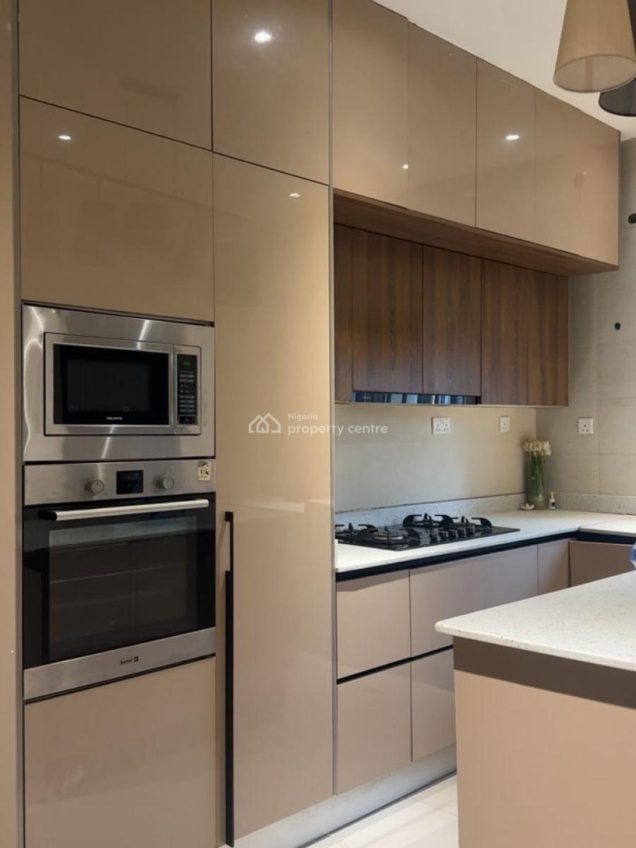 Pristine 3 Bedroom Apartment Furnished, Wuye, Abuja, Block of Flats for Sale