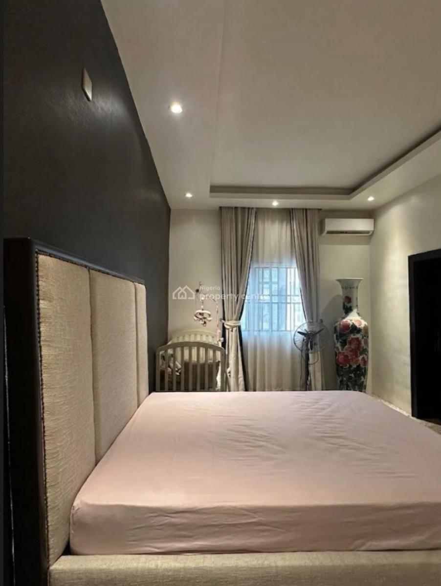 Pristine 3 Bedroom Apartment Furnished, Wuye, Abuja, Block of Flats for Sale